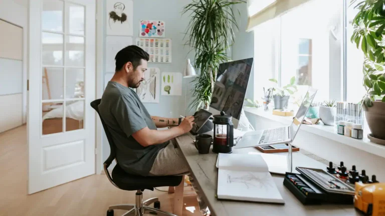 8 Clever Ways to Set Up Your Home Office for Greater Productivity