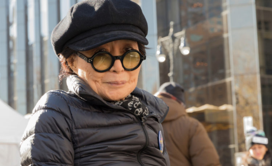 yoko ono net worth